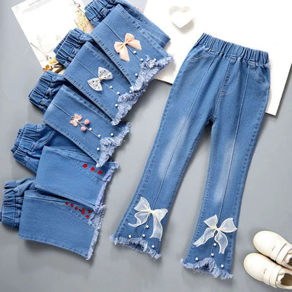 Zauberhafte Kinder-Jeans "Fröhliche Schleifen"