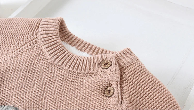 Kuschelweicher Kinderpullover mit Tiermotiven