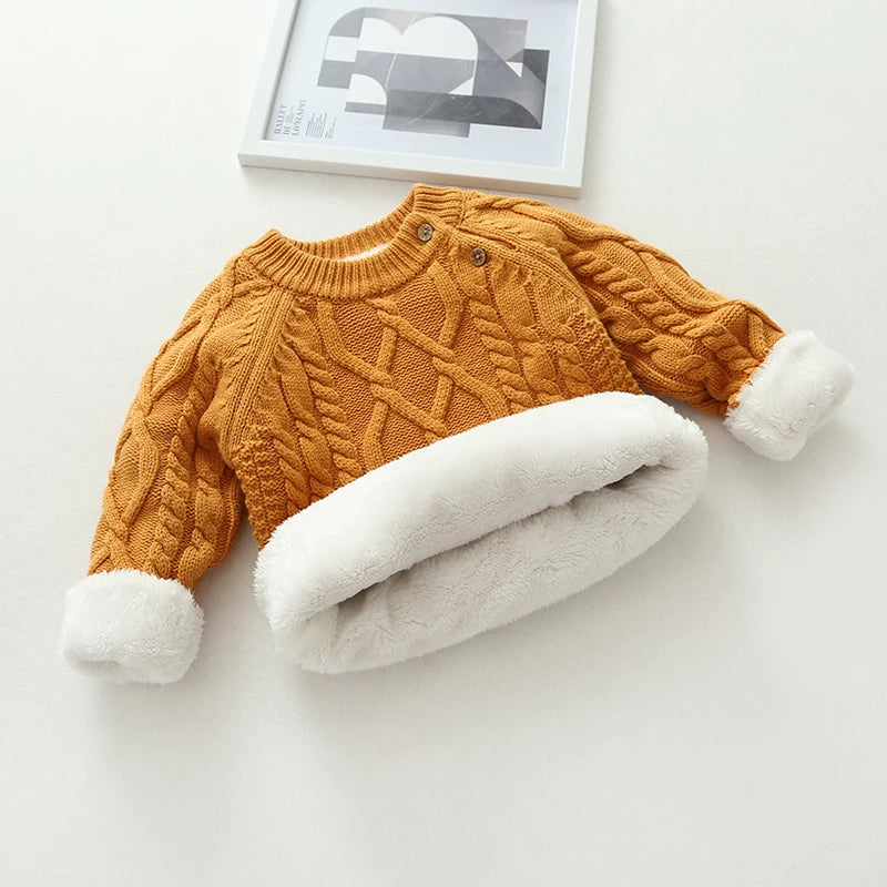 Kuschelweicher Kinderpullover mit Tiermotiven