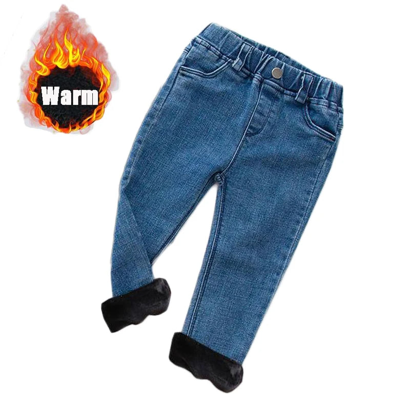 Kuschelige Kinder-Thermojeans – Wärme und Stil für die Kleinen