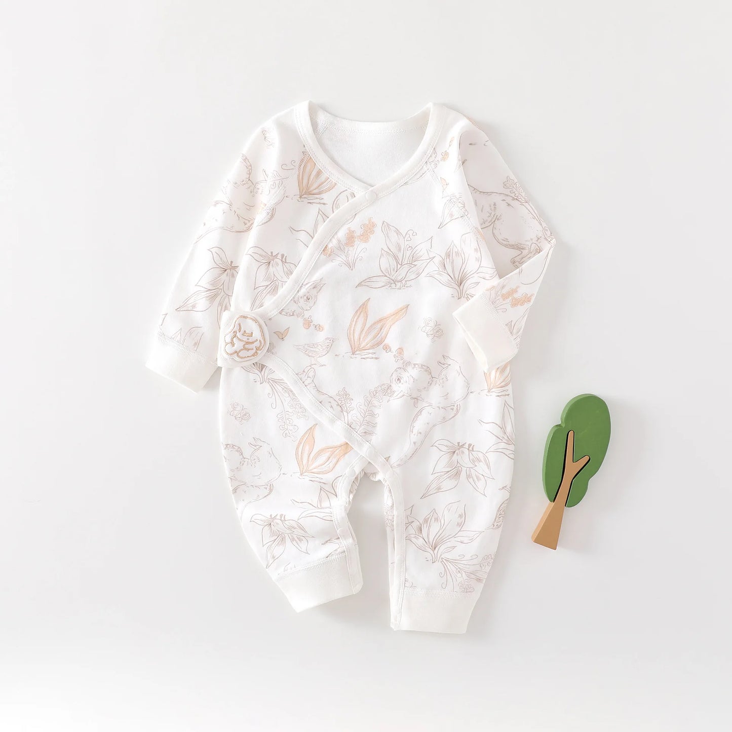 Kuschelweicher Baby-Strampler – Träume in sanften Designs